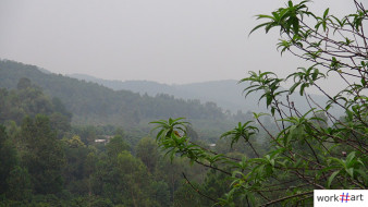 work#art AtelierTung-uitzicht heuvels rond studio