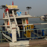 work#art-Vietnam-Doorvaart Ha Long Bay 4 onze boot